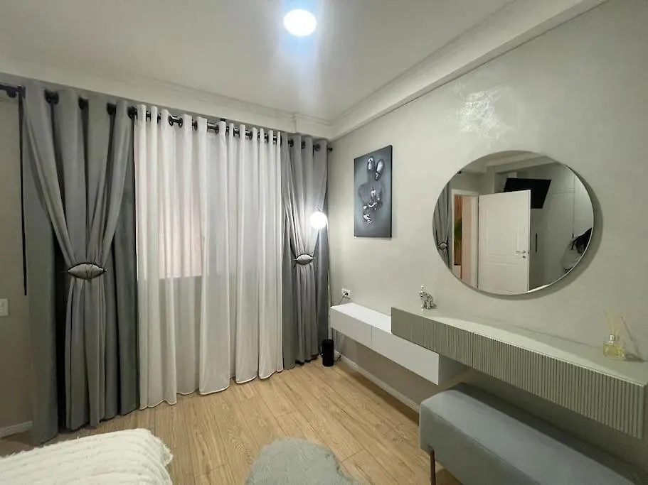 Caka'S Apartments 地拉那 阿尔巴尼亚