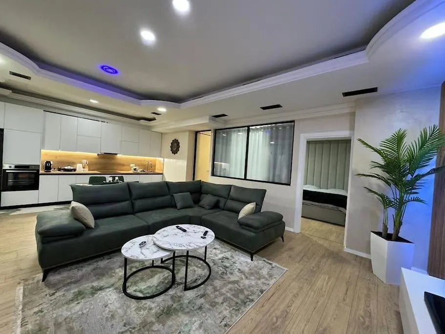 Caka\'S Apartments联系方式